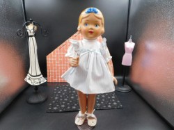 snow white blonde compo